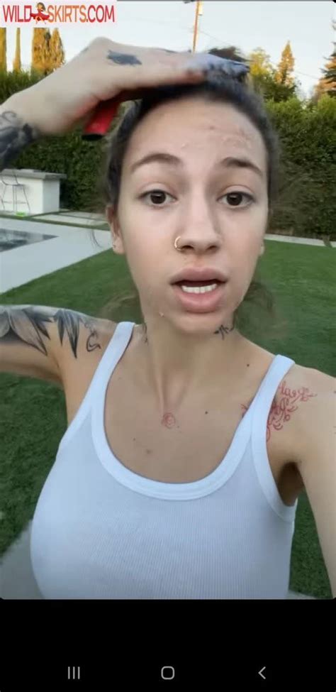 Bhad Bhabie X Rated Nude Topless Handbra Onlyfans Video。